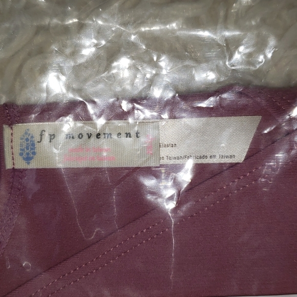 Free People Movement Streamline Bodysuit XS Frosted Berry NWT - Picture 4 of 4